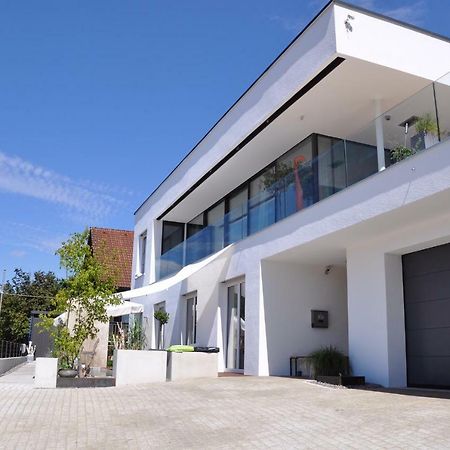 Ferienwohnung Burgenblick Mit Blick Auf Riedenburg Exterior photo