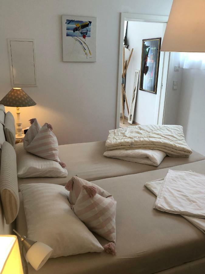 Ferienwohnung Burgenblick Mit Blick Auf Riedenburg Exterior photo